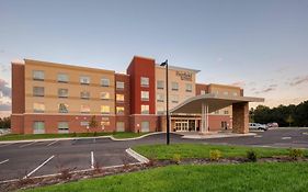 Fairfield Inn & Suites By Marriott Charlotte Belmont