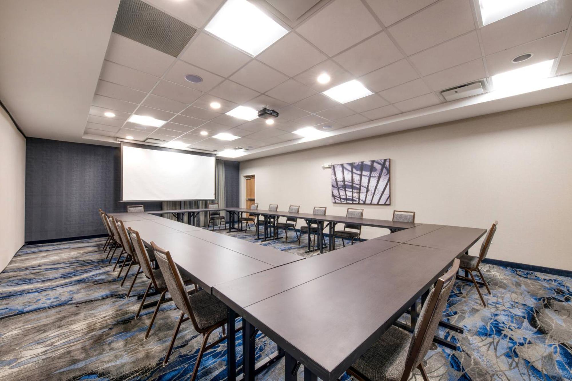 Fairfield Inn & Suites By Marriott Charlotte Belmont Exterior photo