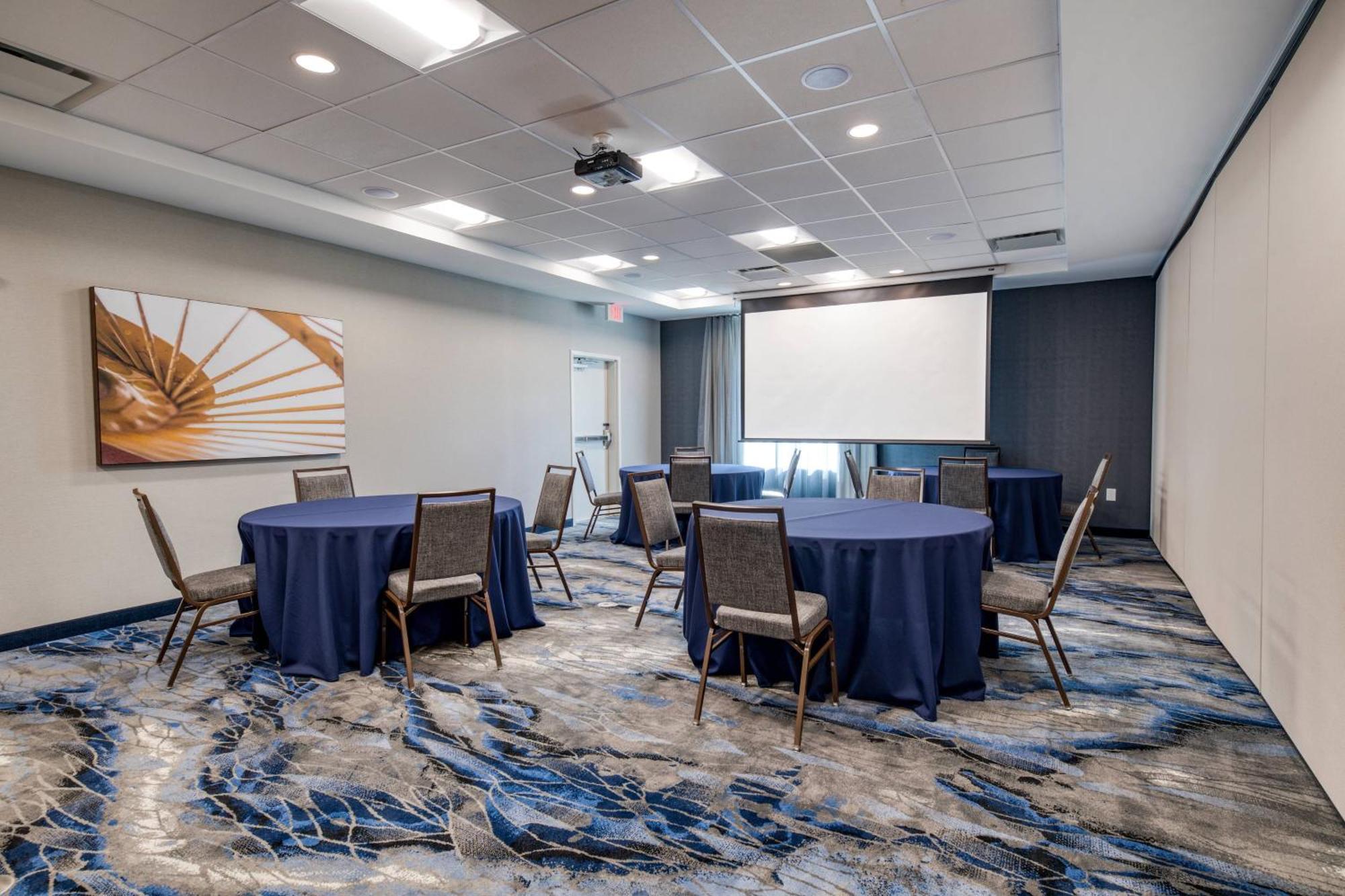 Fairfield Inn & Suites By Marriott Charlotte Belmont Exterior photo